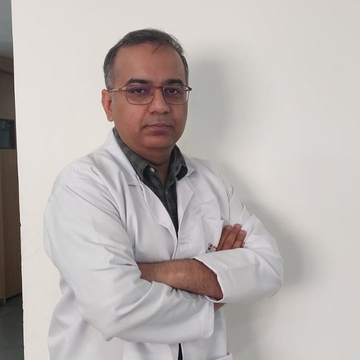 Dr. SARABJEET CHHABRA
